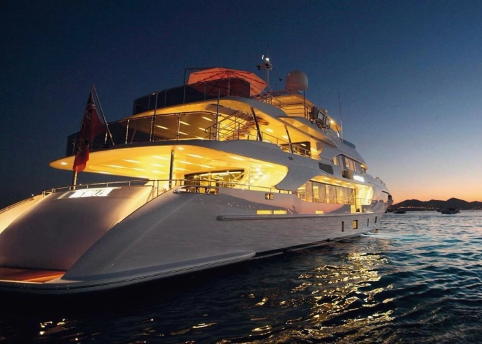 PREMIUM YACHT RENTALS